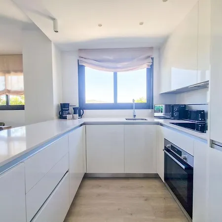 Modern 2 Bed - Jardines De Lagunas *