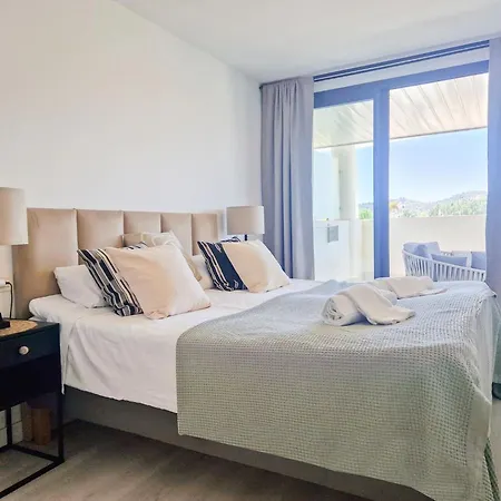 Modern 2 Bed - Jardines De Lagunas MIJAS COSTA