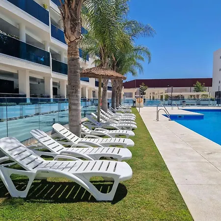 Modern 2 Bed - Jardines De Lagunas Apartment