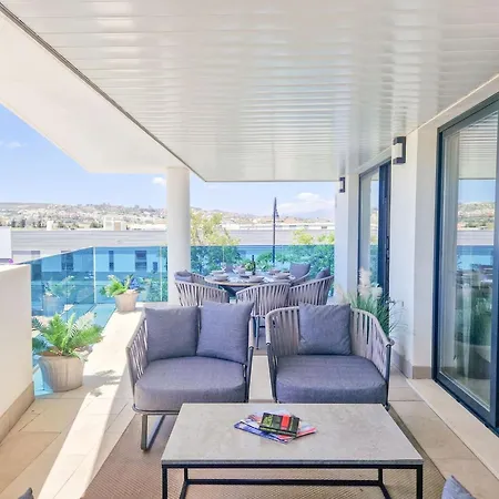 Modern 2 Bed - Jardines De Lagunas * MIJAS COSTA