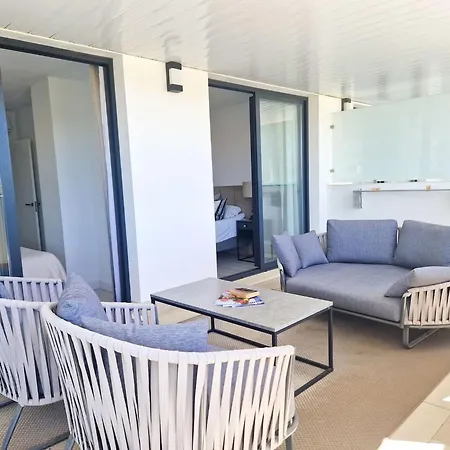 Modern 2 Bed - Jardines De Lagunas Apartment